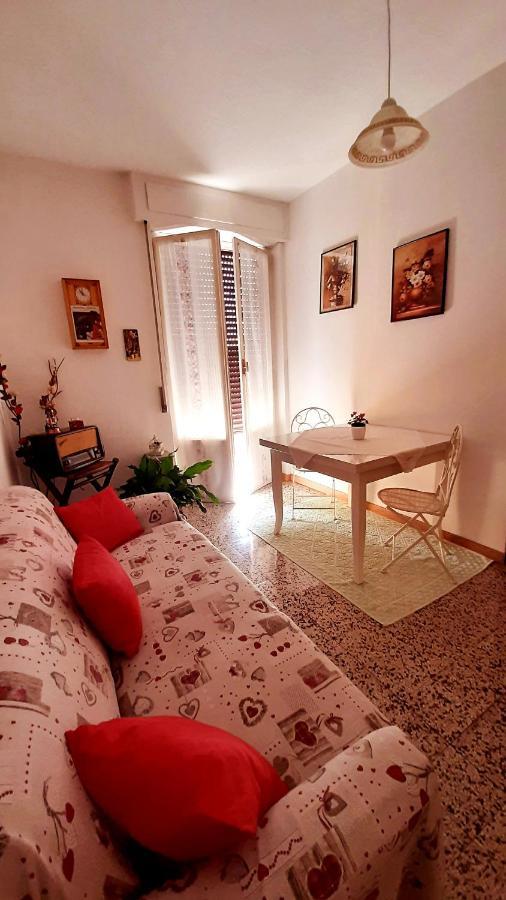 B&B Rosa Samarate Exteriör bild