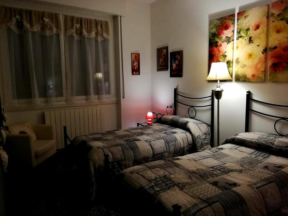 B&B Rosa Samarate Exteriör bild