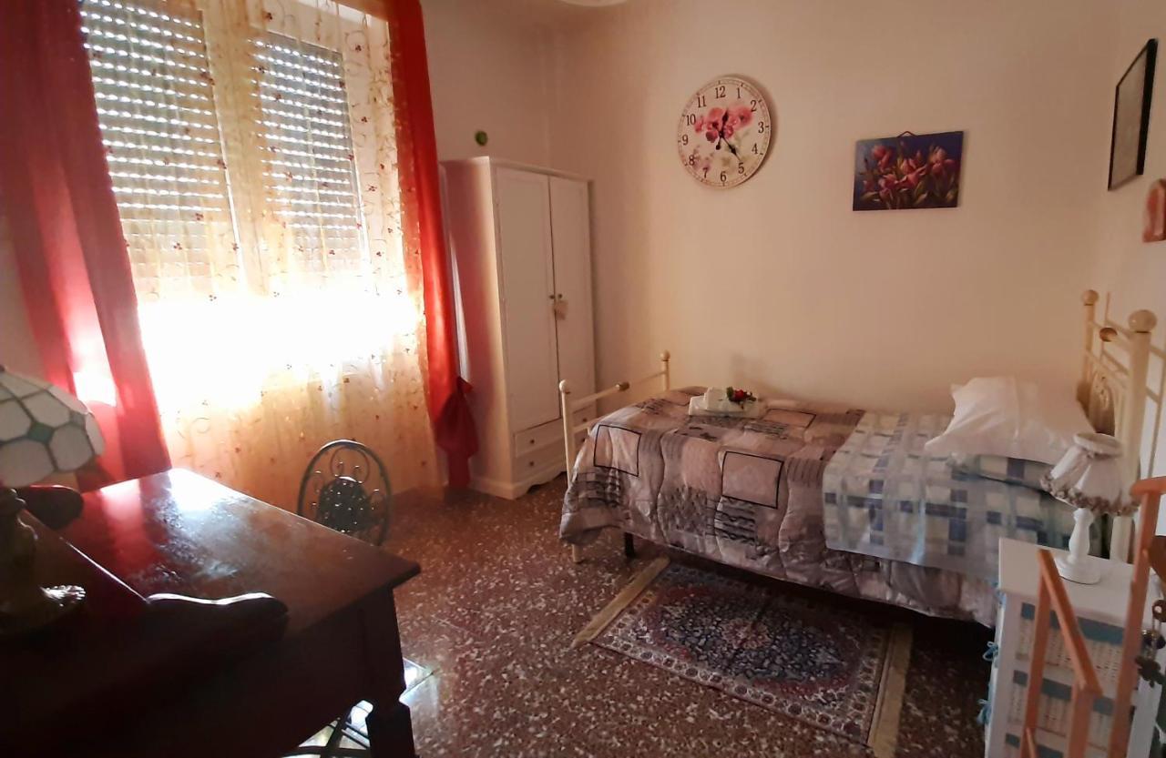 B&B Rosa Samarate Exteriör bild